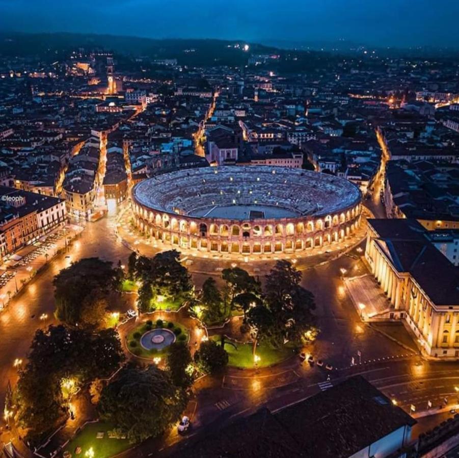 Appartamento Vicino Al Centro Adigeo E Fiera Verona Eksteriør bilde