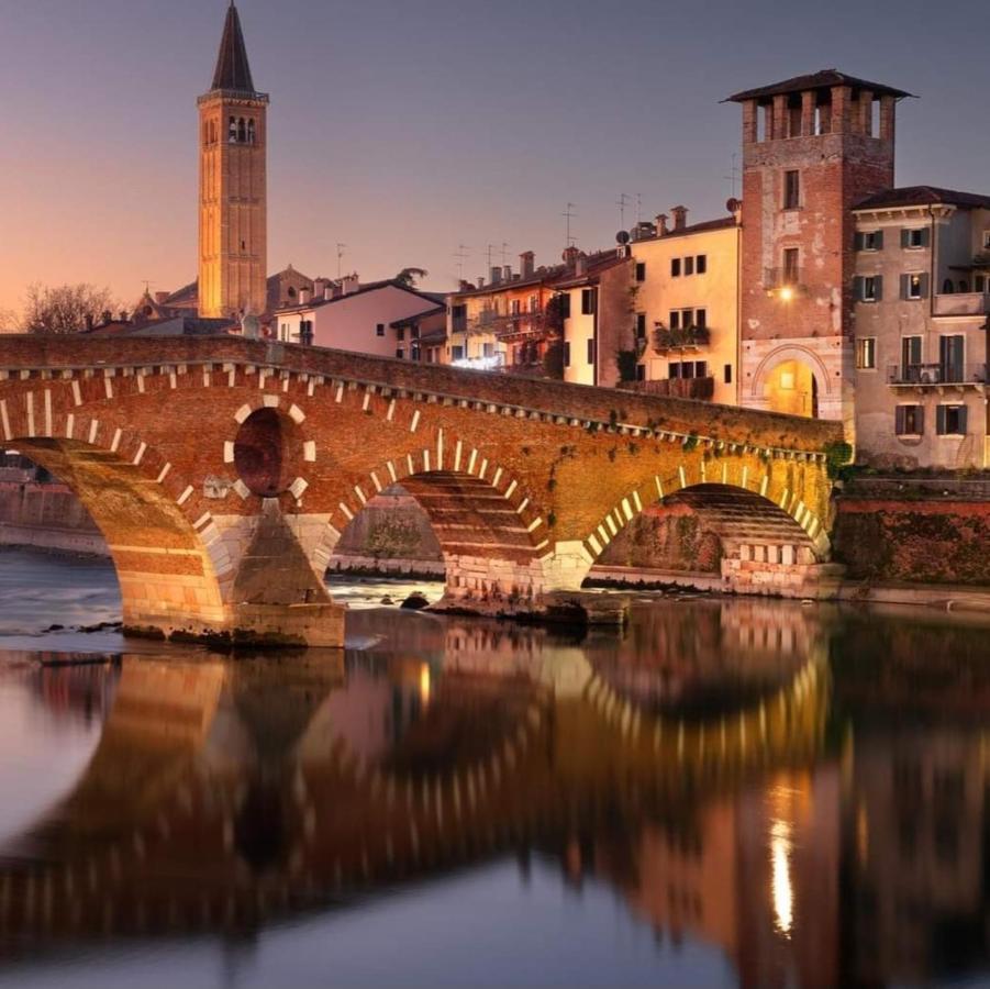 Appartamento Vicino Al Centro Adigeo E Fiera Verona Eksteriør bilde